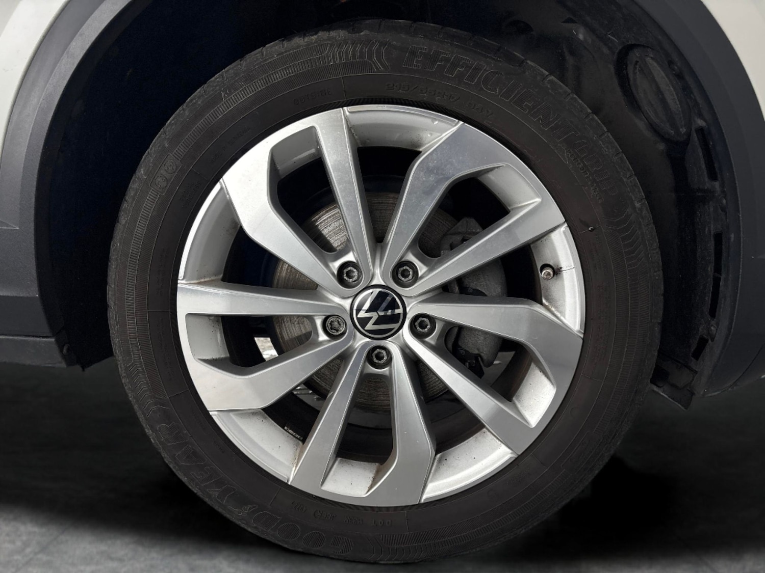 Used Volkswagen T-Roc for sale - 77245969: Photo 25