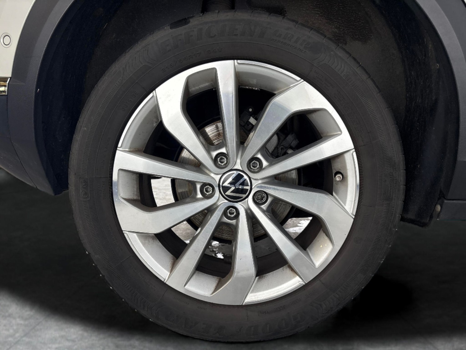 Used Volkswagen T-Roc for sale - 77245969: Photo 26