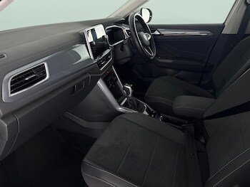 Used Volkswagen T-Roc undefined for sale - 77245969: Photo