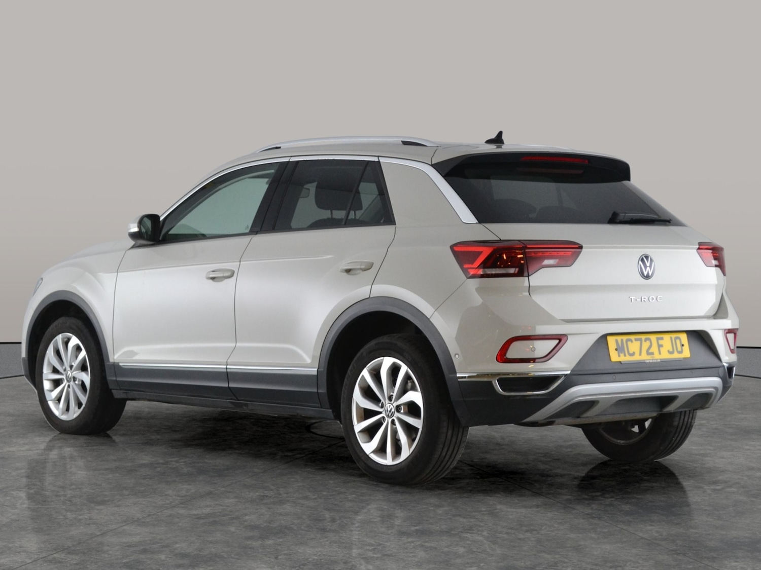 Used Volkswagen T-Roc for sale - 77245969: Photo 7