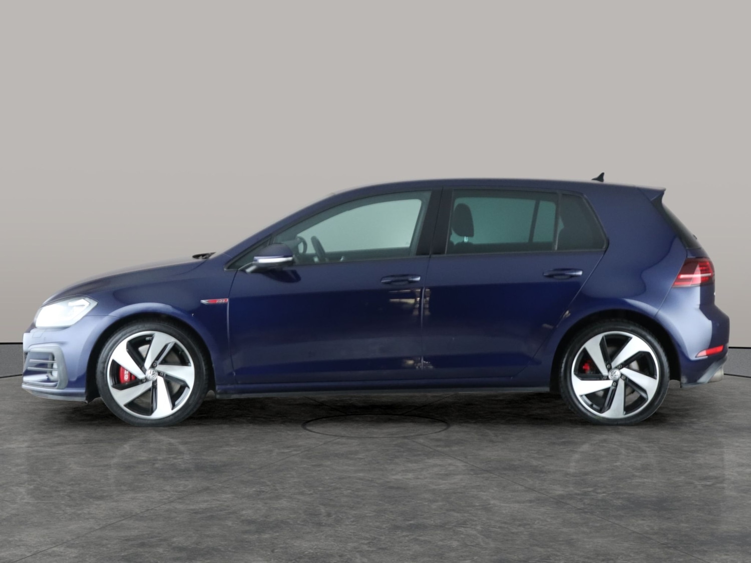 Used Volkswagen Golf 2020 for sale - 76940314: Photo 13