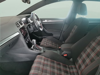 Used Volkswagen Golf 2020 for sale - 76940314: Photo