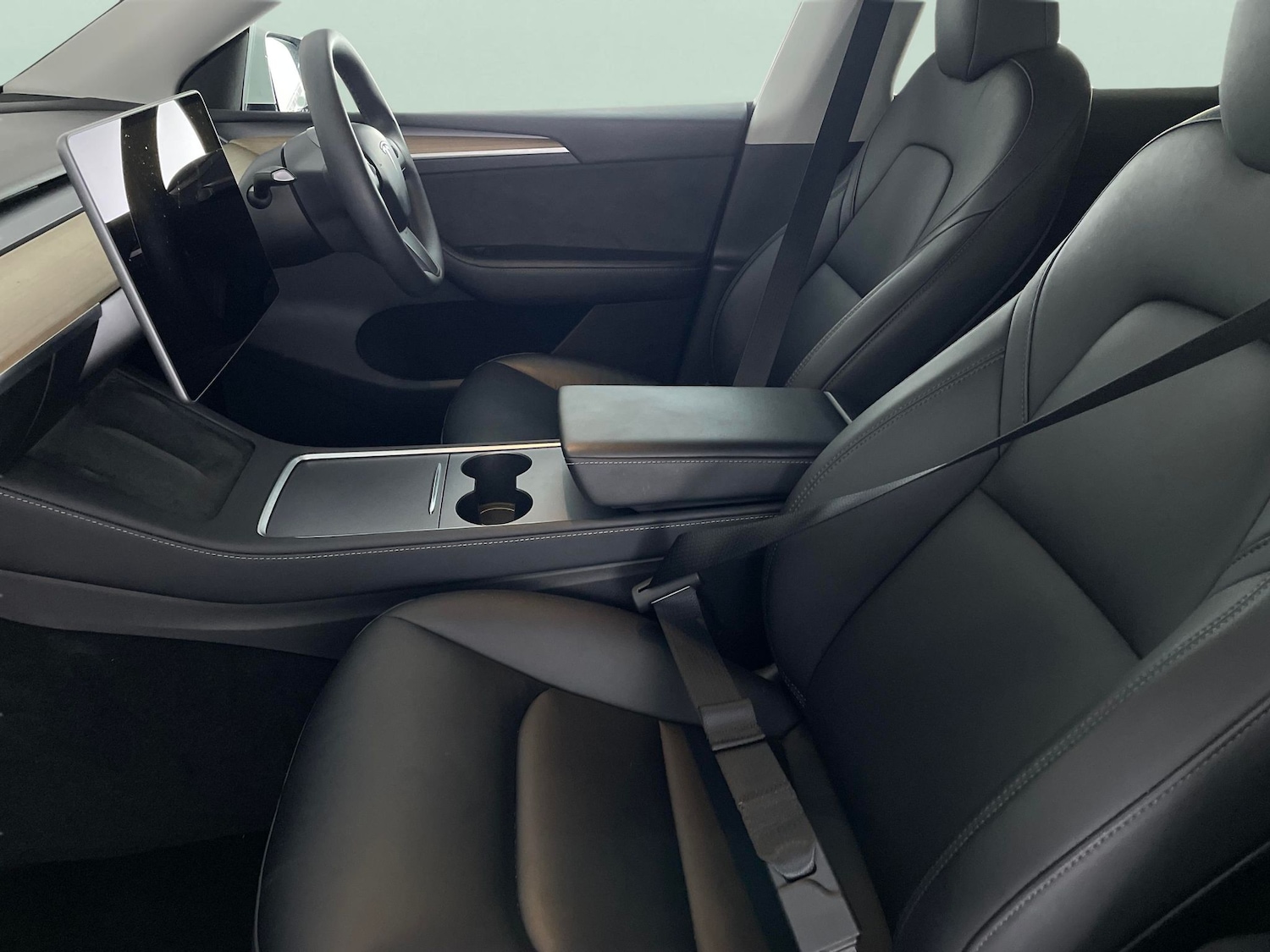 Used Tesla Model Y 2022 for sale - 77354105: Photo 4