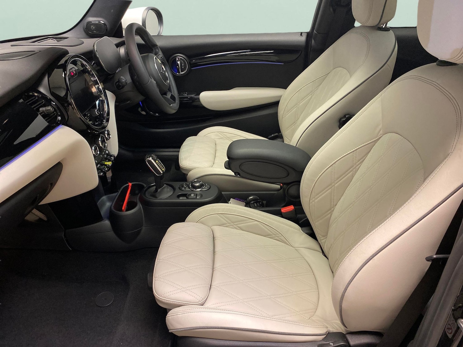 Used MINI Hatch 2022 for sale - 78028336: Photo 4