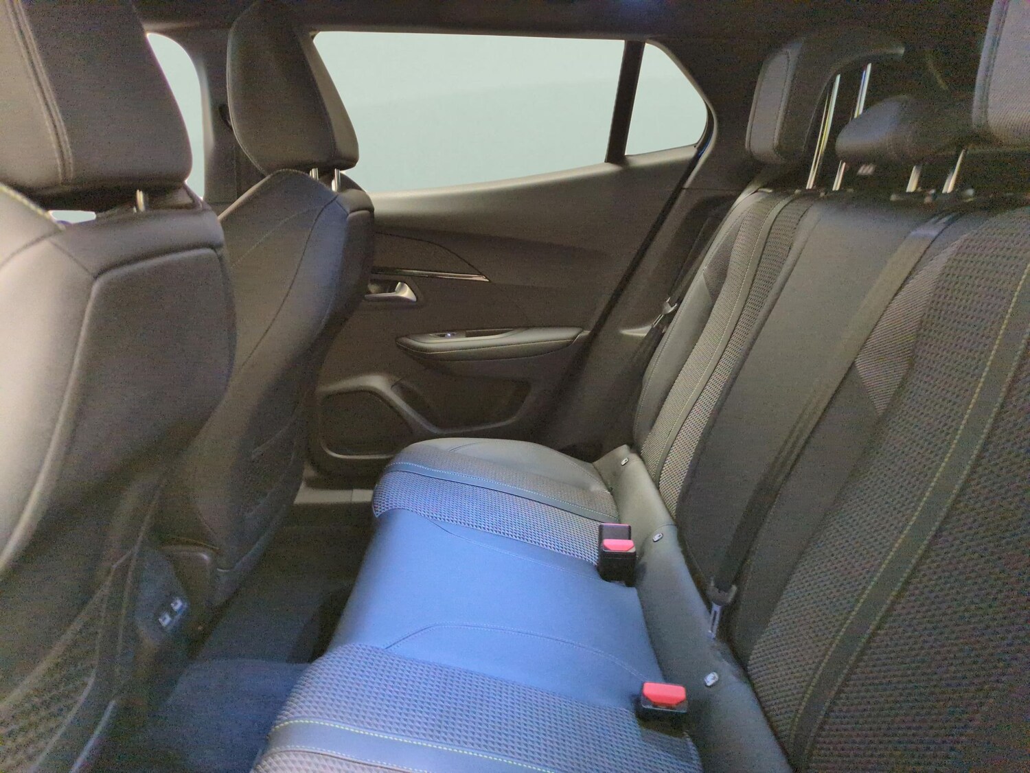 Used Peugeot 2008 2022 for sale - 77899145: Photo 30