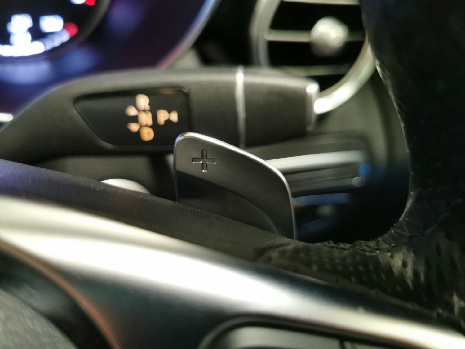 Used Mercedes-Benz GLC 2018 for sale - 76668593: Photo 18