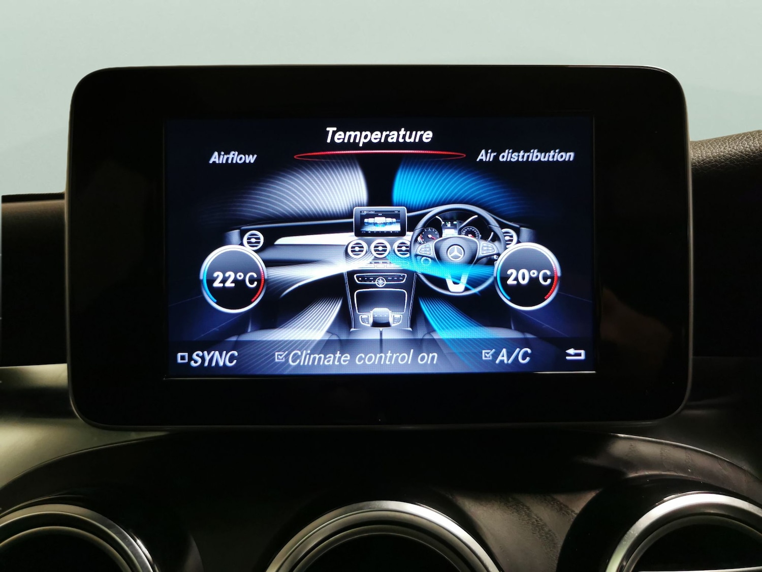 Used Mercedes-Benz GLC 2018 for sale - 76668593: Photo 19