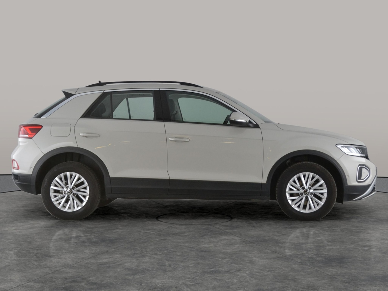 Used Volkswagen T-Roc 2022 for sale - 77981283: Photo 10