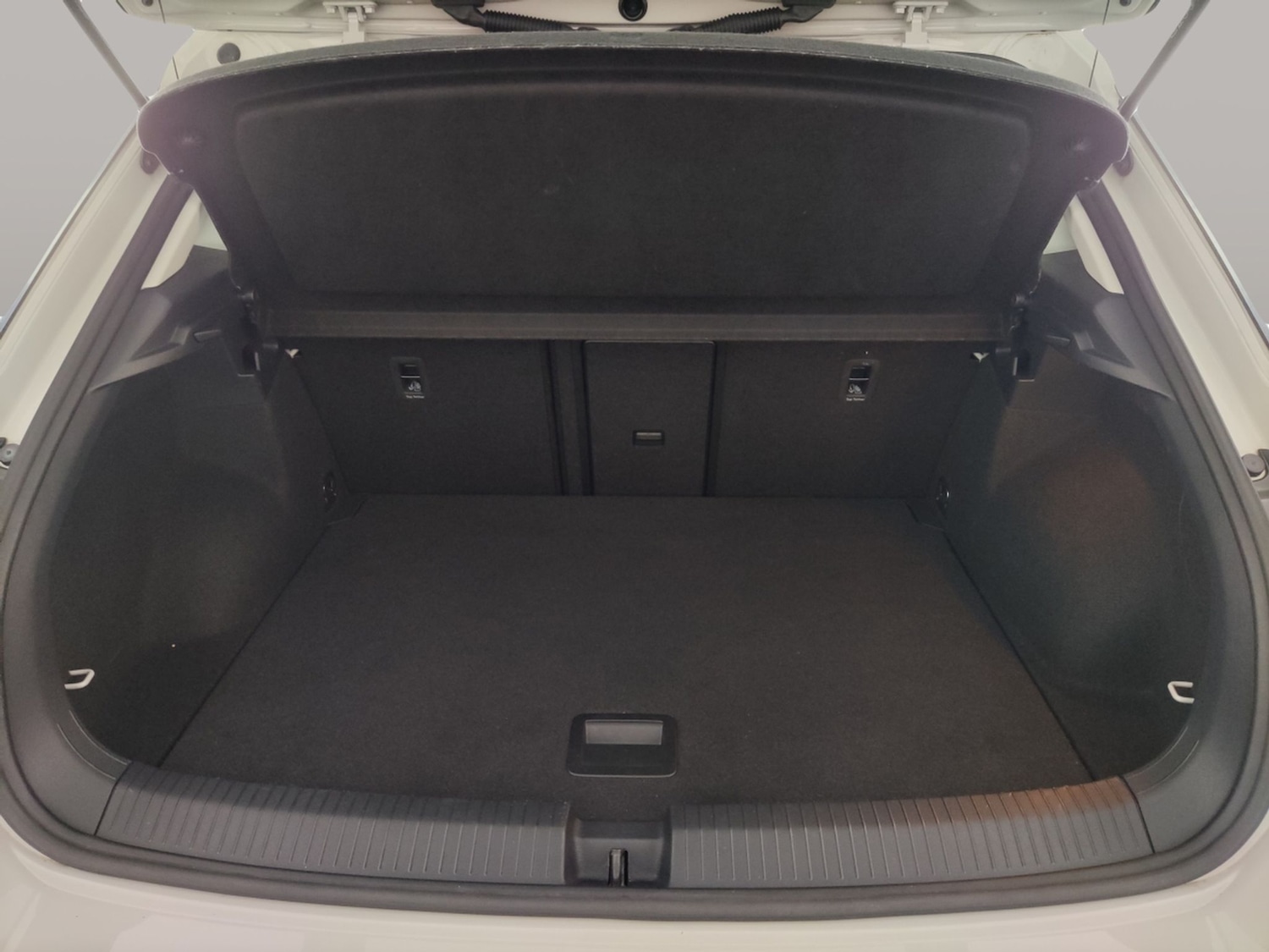 Used Volkswagen T-Roc 2022 for sale - 77981283: Photo 28