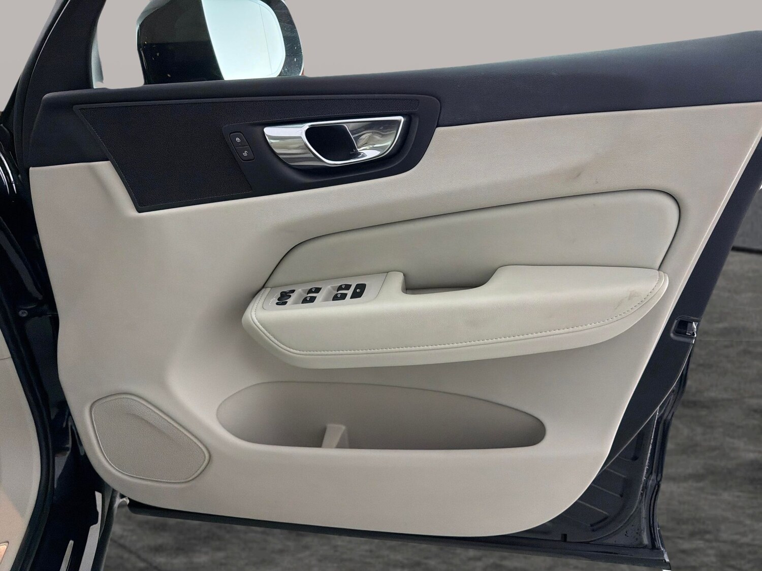 Used Volvo XC60 2022 for sale - 78142088: Photo 31