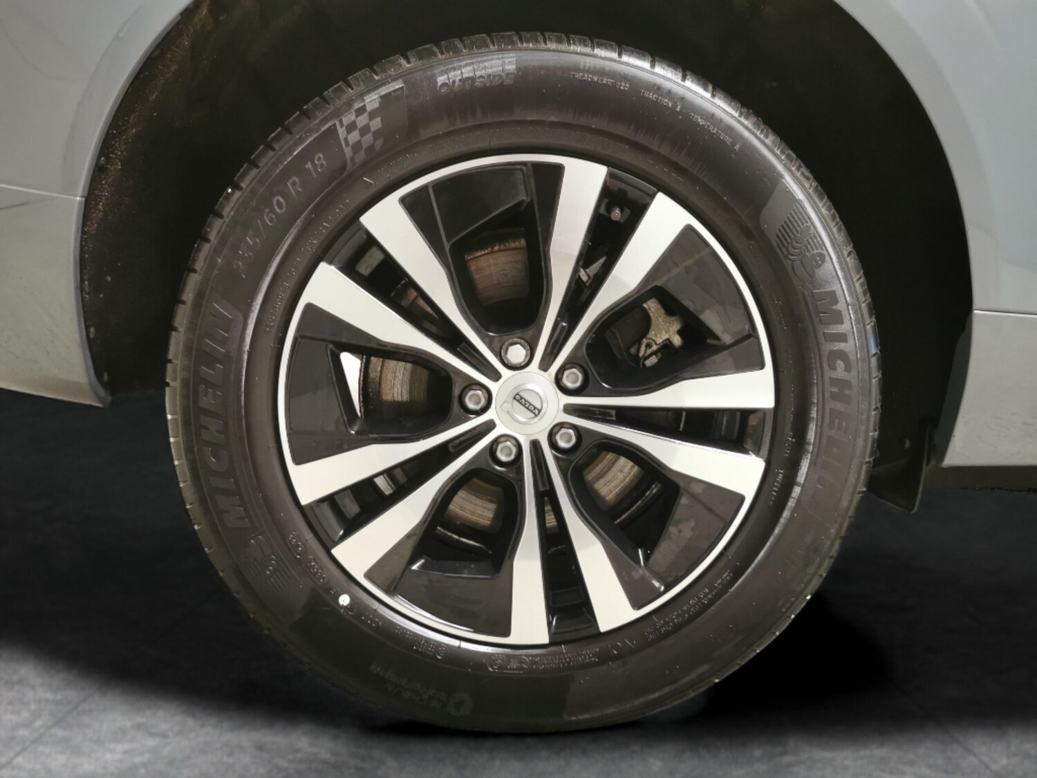 Used Volvo XC60 2023 for sale - 77360896: Photo 21