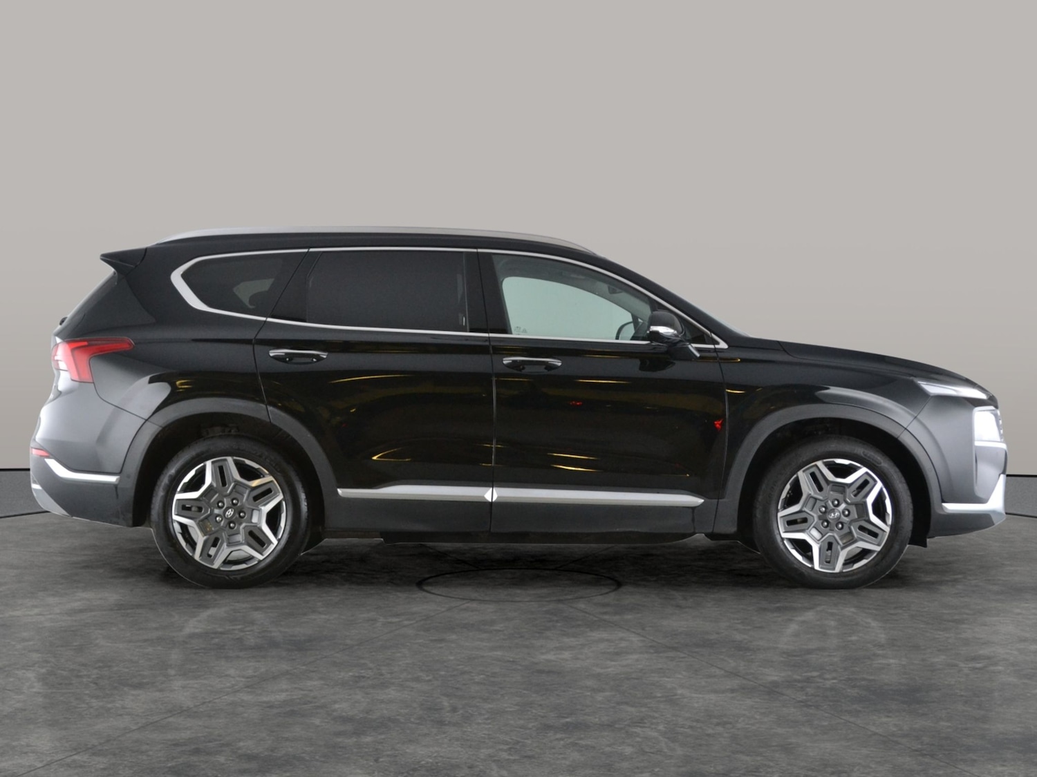 Used Hyundai Santa Fe 2022 for sale - 76402984: Photo 16