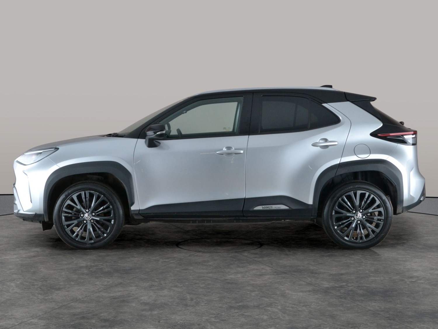 Used Toyota Yaris Cross 2022 for sale - 77519640: Photo 13