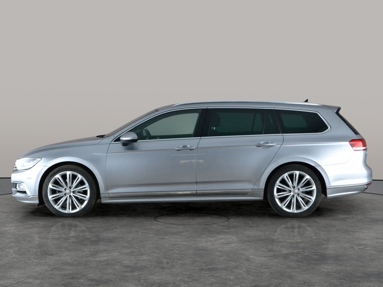 Used Volkswagen Passat 2018 for sale - 77965686: Photo 13