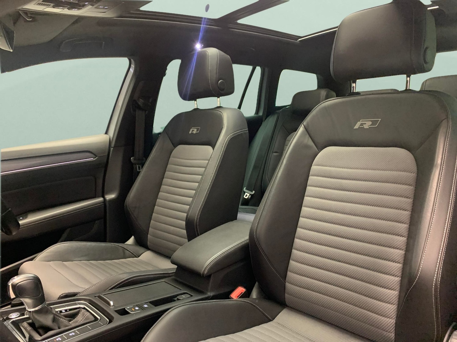 Used Volkswagen Passat 2018 for sale - 77965686: Photo 14