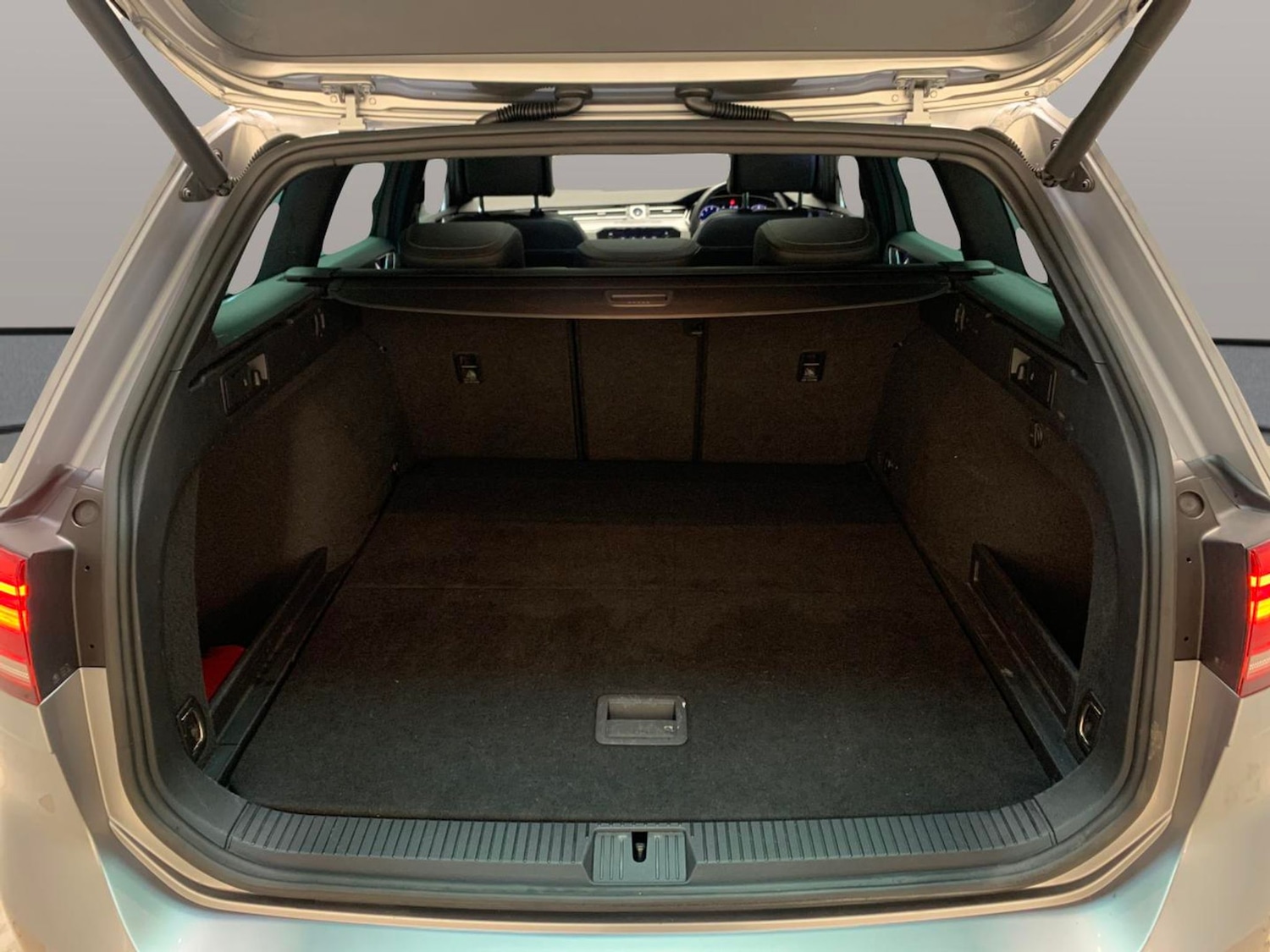 Used Volkswagen Passat 2018 for sale - 77965686: Photo 36