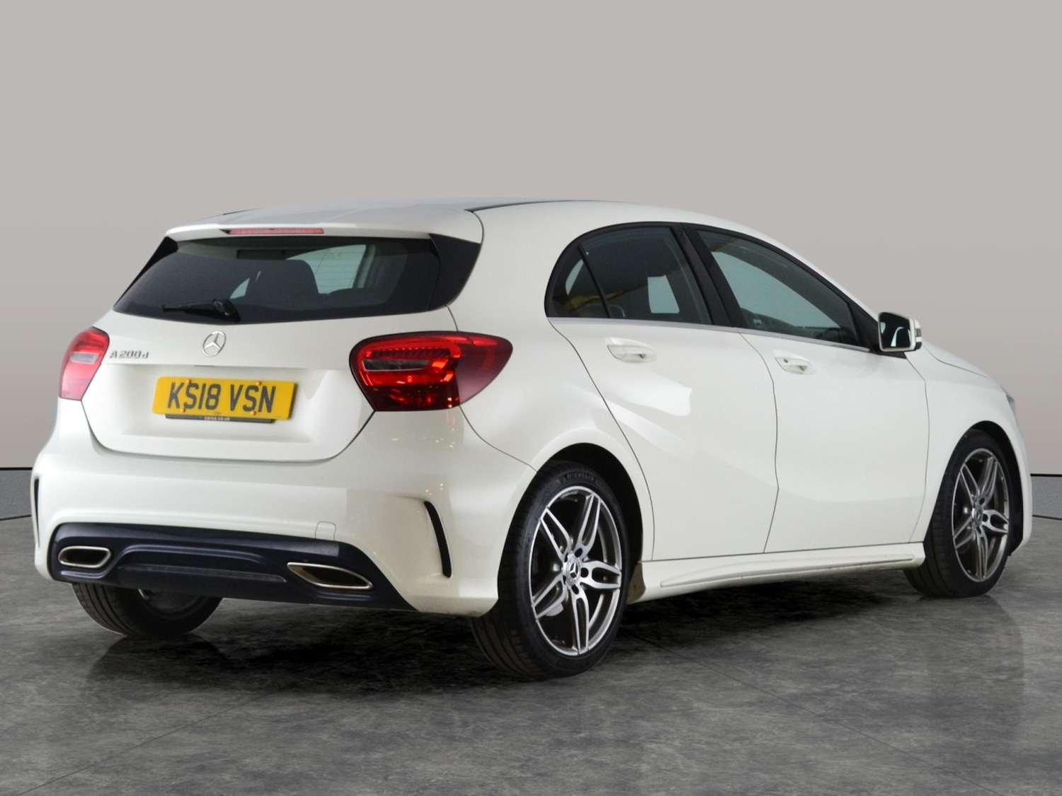 Used Mercedes-Benz A-Class 2018 for sale - 77641103: Photo 9