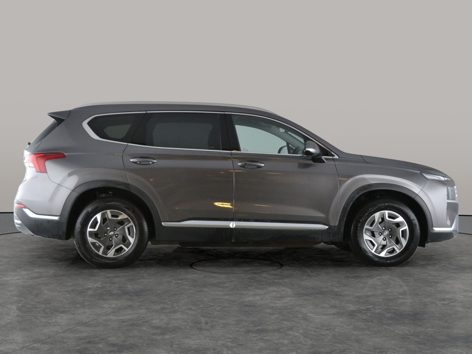 Used Hyundai Santa Fe 2023 for sale - 76882205: Photo 12