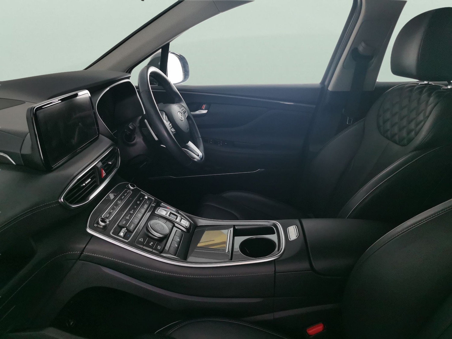 Used Hyundai Santa Fe 2023 for sale - 76882205: Photo 4