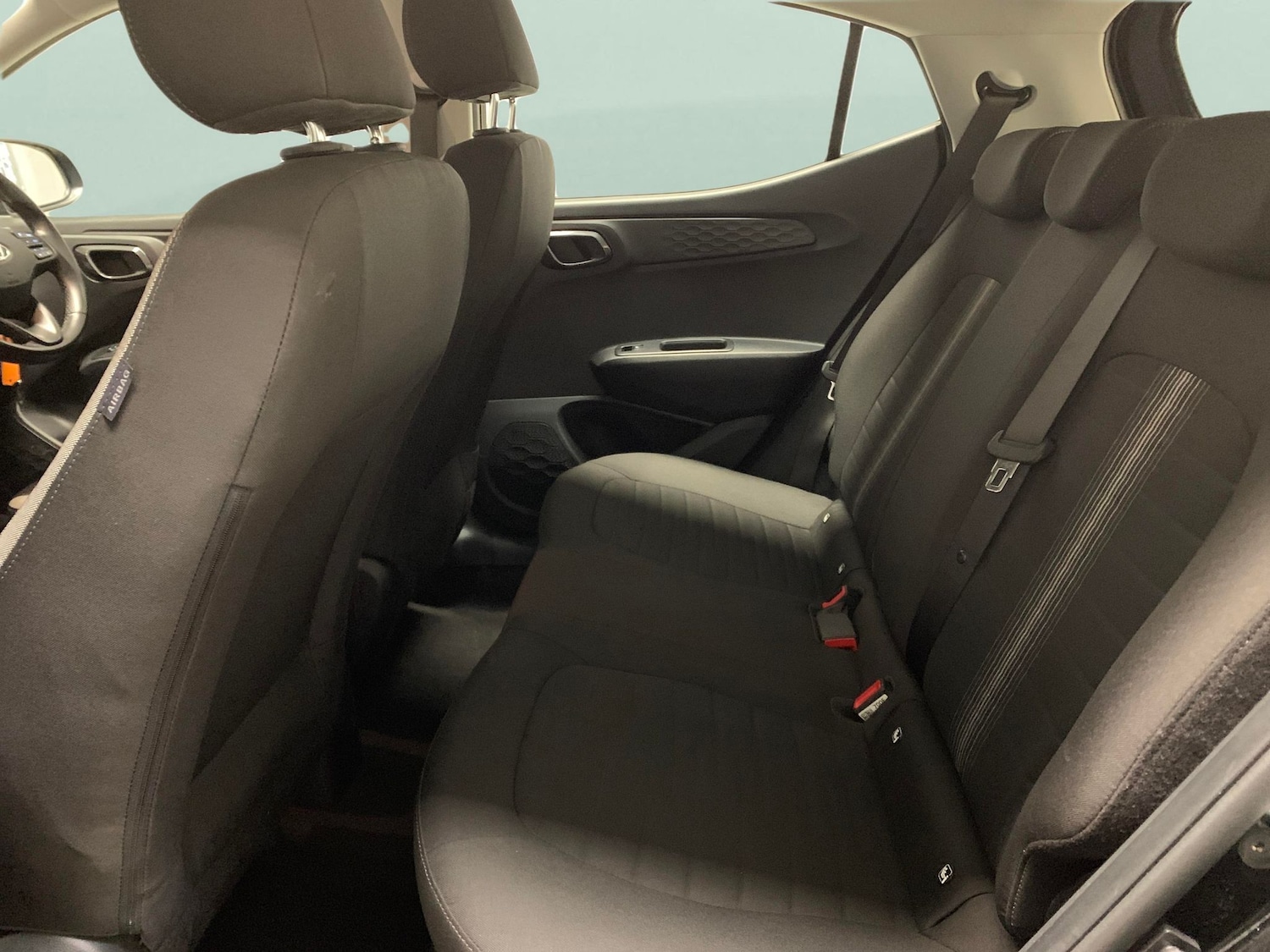 Used Hyundai i10 2023 for sale - 77138051: Photo 24