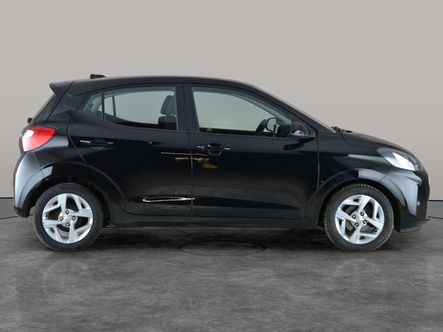 Used Hyundai i10 2023 for sale - 77138051: Photo 9
