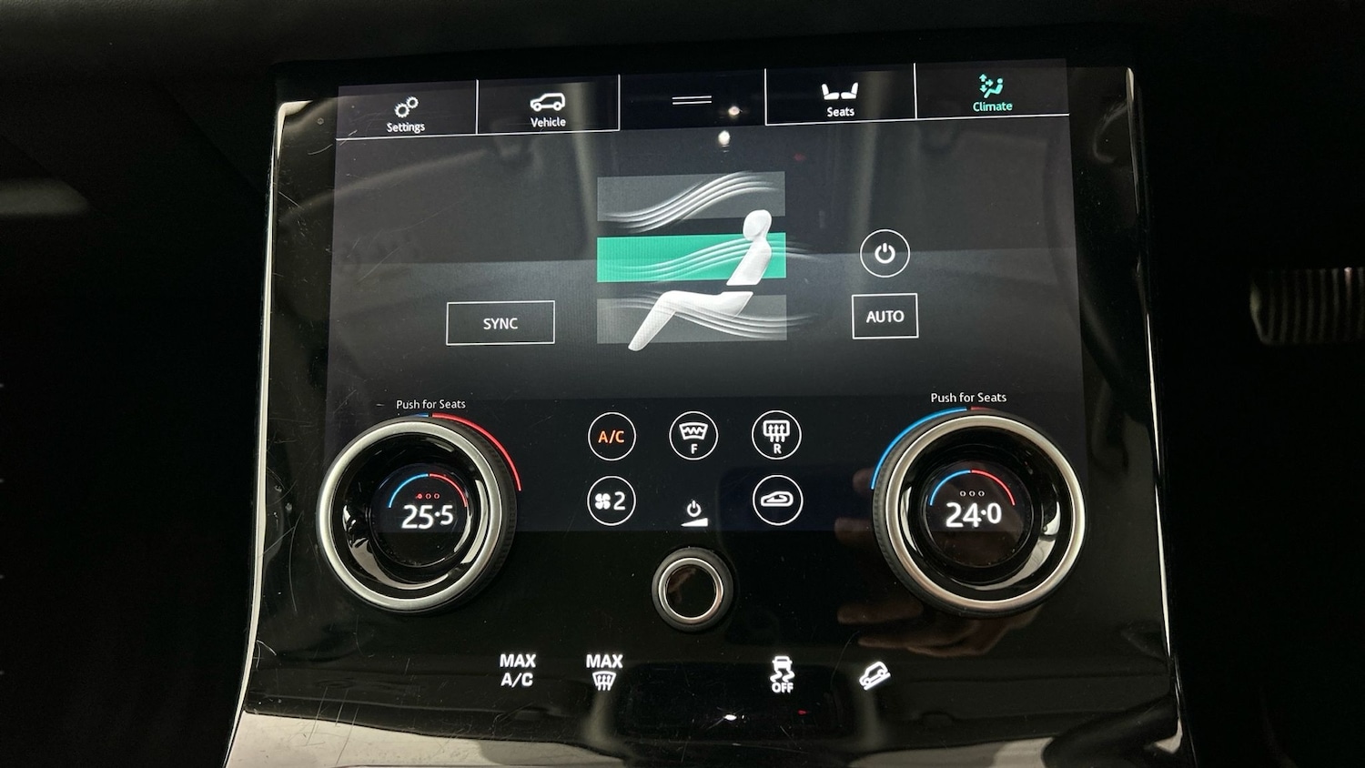 Used Land Rover Range Rover Velar 2019 for sale - 77300800: Photo 26