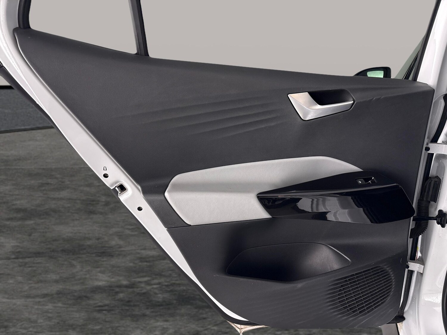 Used Volkswagen ID.3 2023 for sale - 77902099: Photo 32