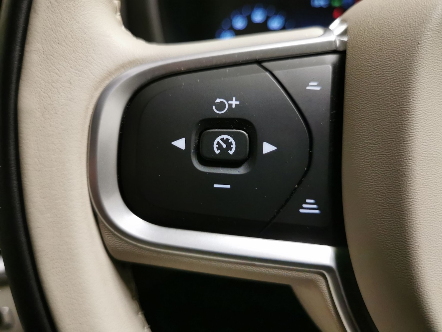 Used Volvo XC60 2020 for sale - 77819378: Photo 18