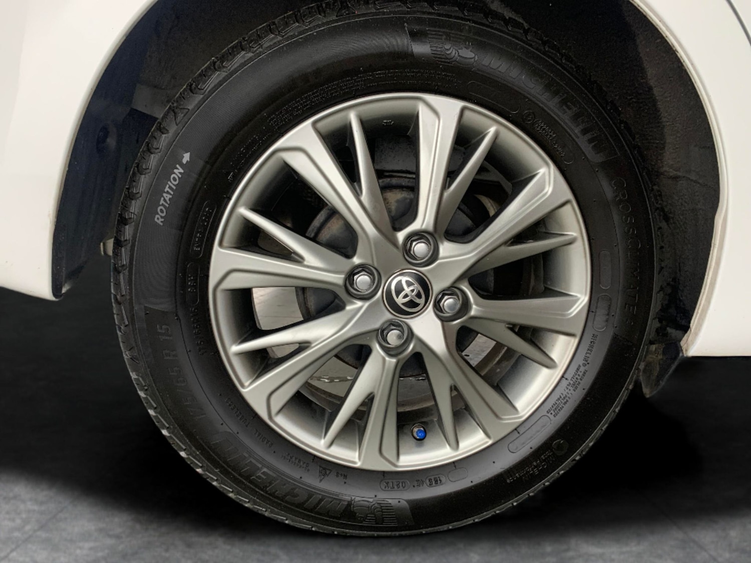 Used Toyota Yaris for sale - 76475374: Photo 27