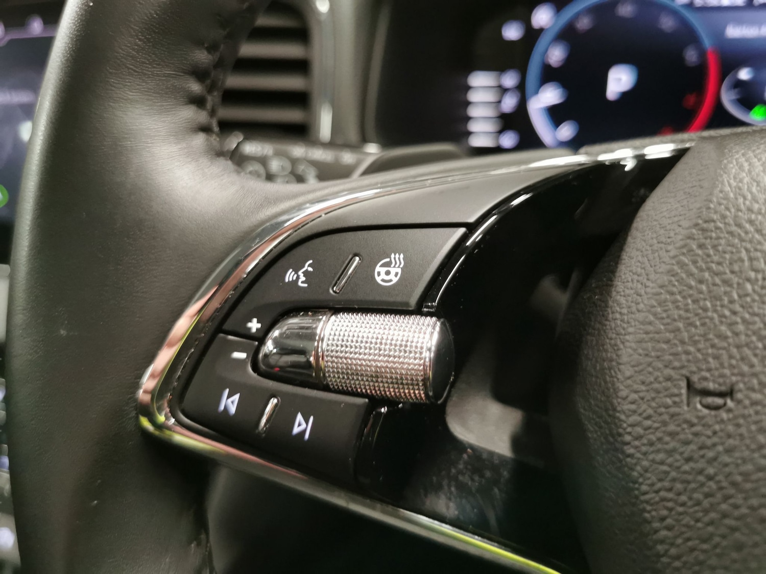 Used Skoda Karoq 2023 for sale - 76704250: Photo 22