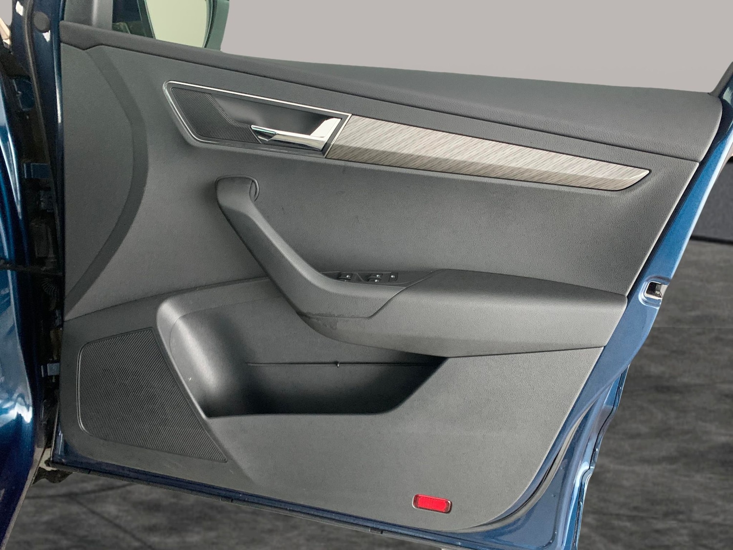 Used Skoda Karoq 2023 for sale - 76704250: Photo 32