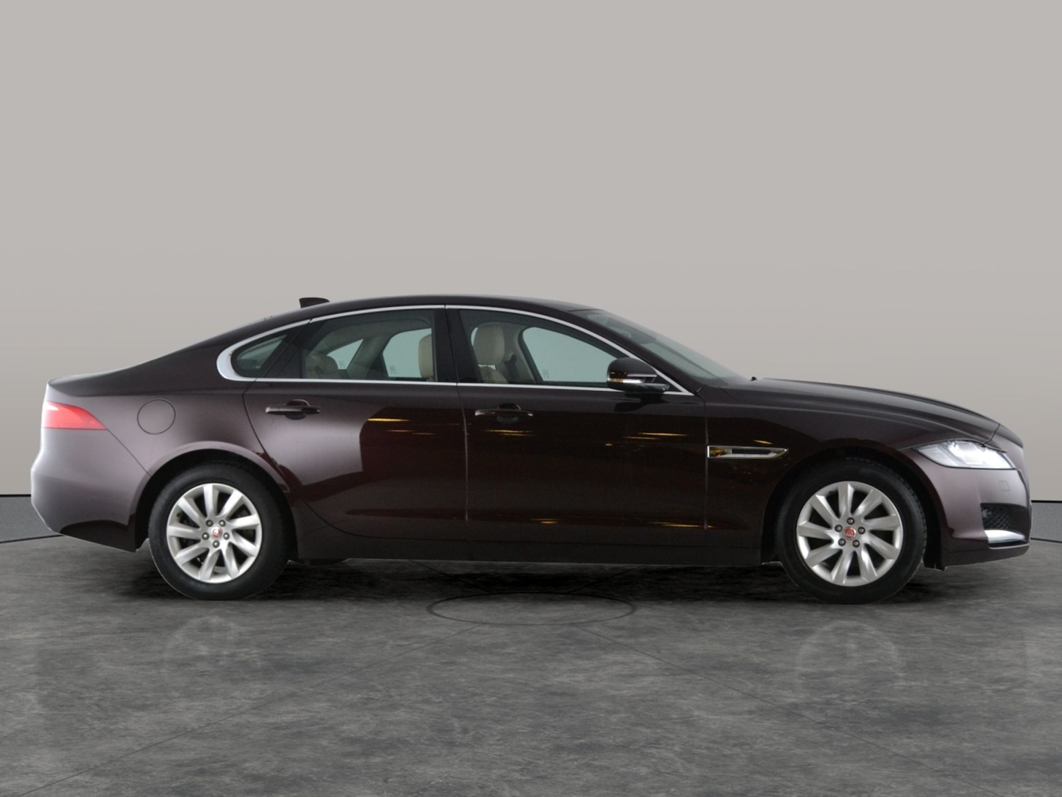 Used Jaguar XF 2019 for sale - 77529891: Photo 12