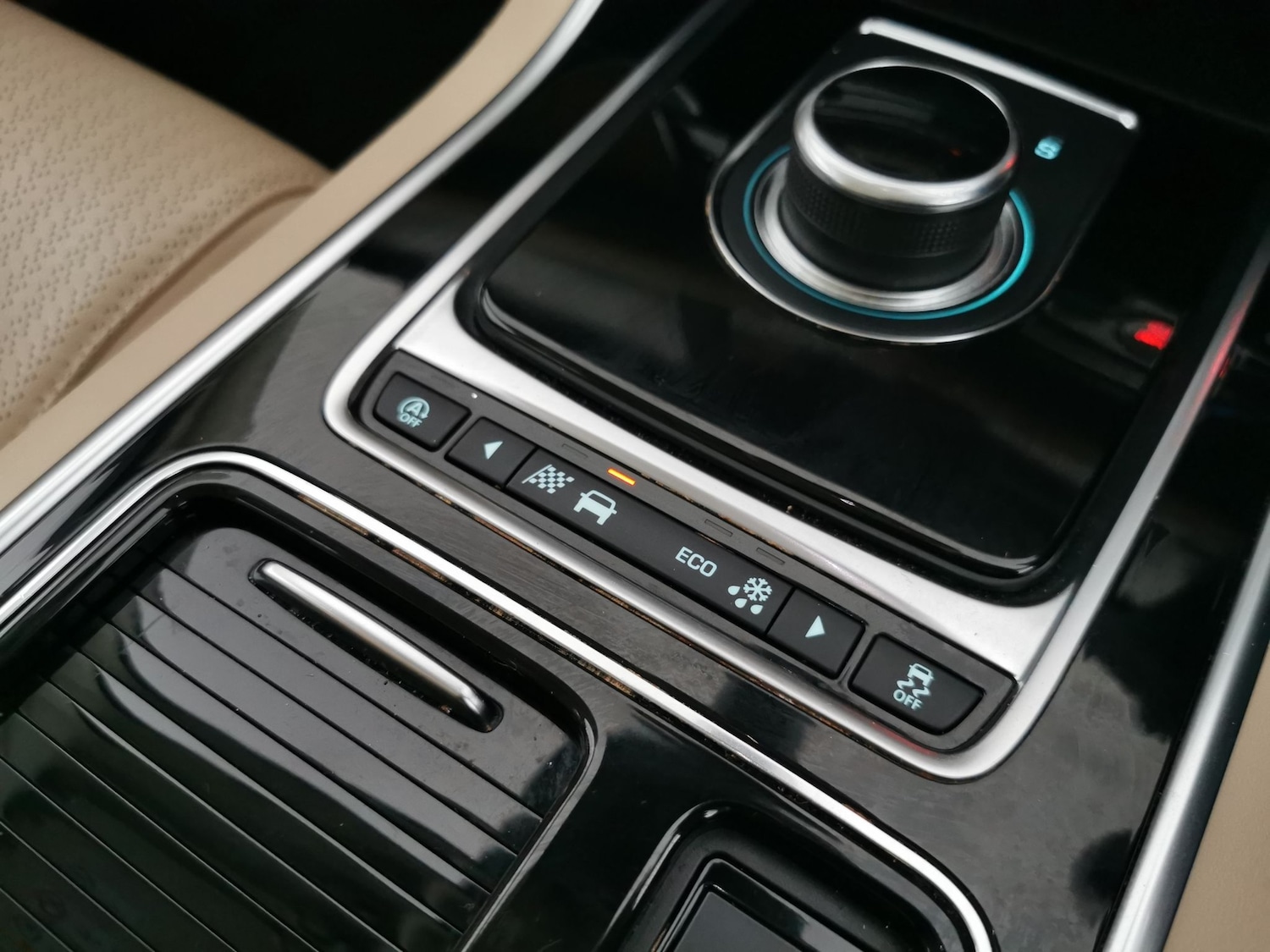 Used Jaguar XF 2019 for sale - 77529891: Photo 19