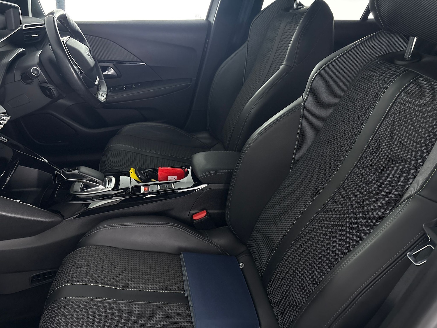 Used Peugeot 208 2022 for sale - 77269700: Photo 22