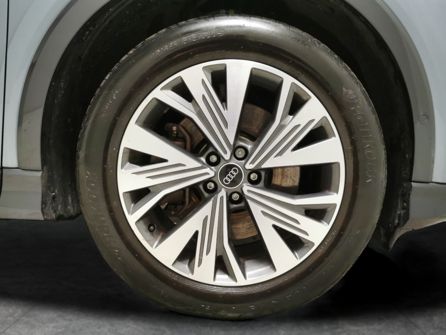 Used Audi Q4 e-tron 2023 for sale - 77298059: Photo 23