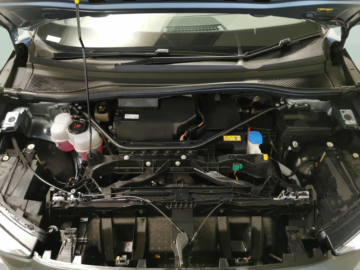 Used Audi Q4 e-tron 2023 for sale - 77298059: Photo 32