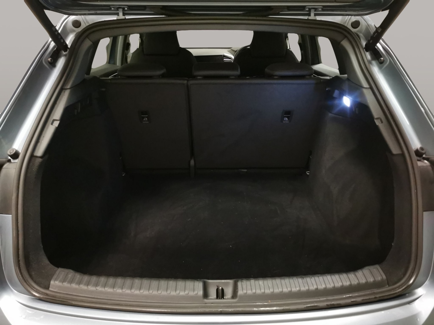 Used Audi Q4 e-tron 2023 for sale - 77298059: Photo 33