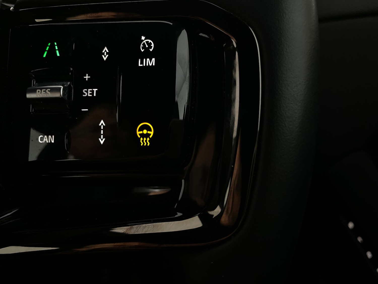 Used Land Rover Range Rover Evoque 2024 for sale - 78012387: Photo 24