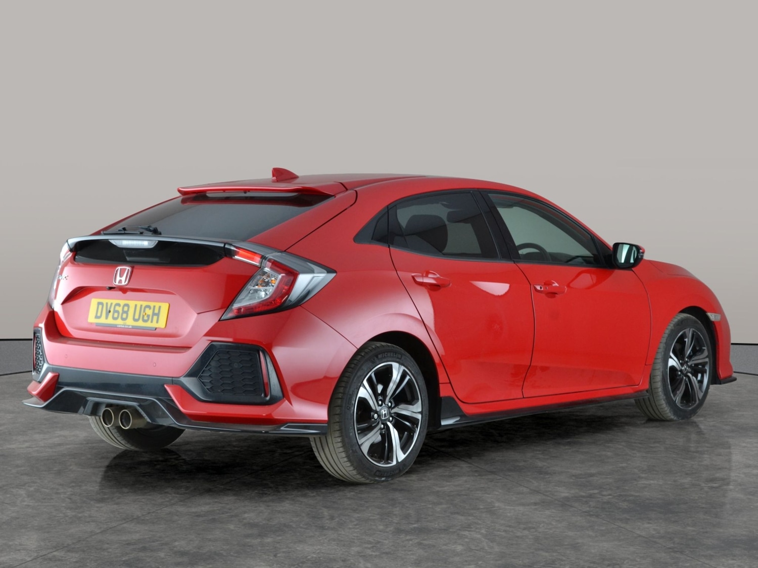 Used Honda Civic 2018 for sale - 77235720: Photo 8