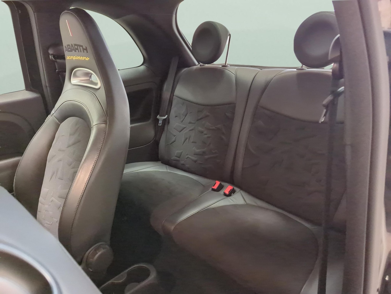 Used Abarth 595 2021 for sale - 78197825: Photo 25