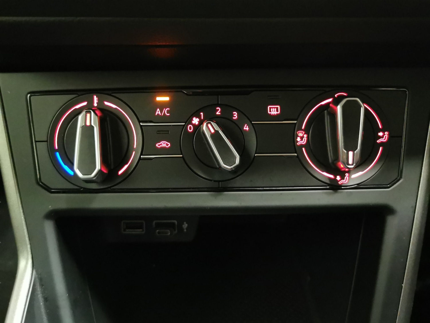 Used Volkswagen Polo 2018 for sale - 77255716: Photo 14