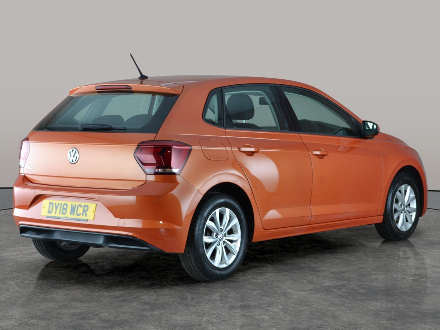 Used Volkswagen Polo 2018 for sale - 77255716: Photo 9
