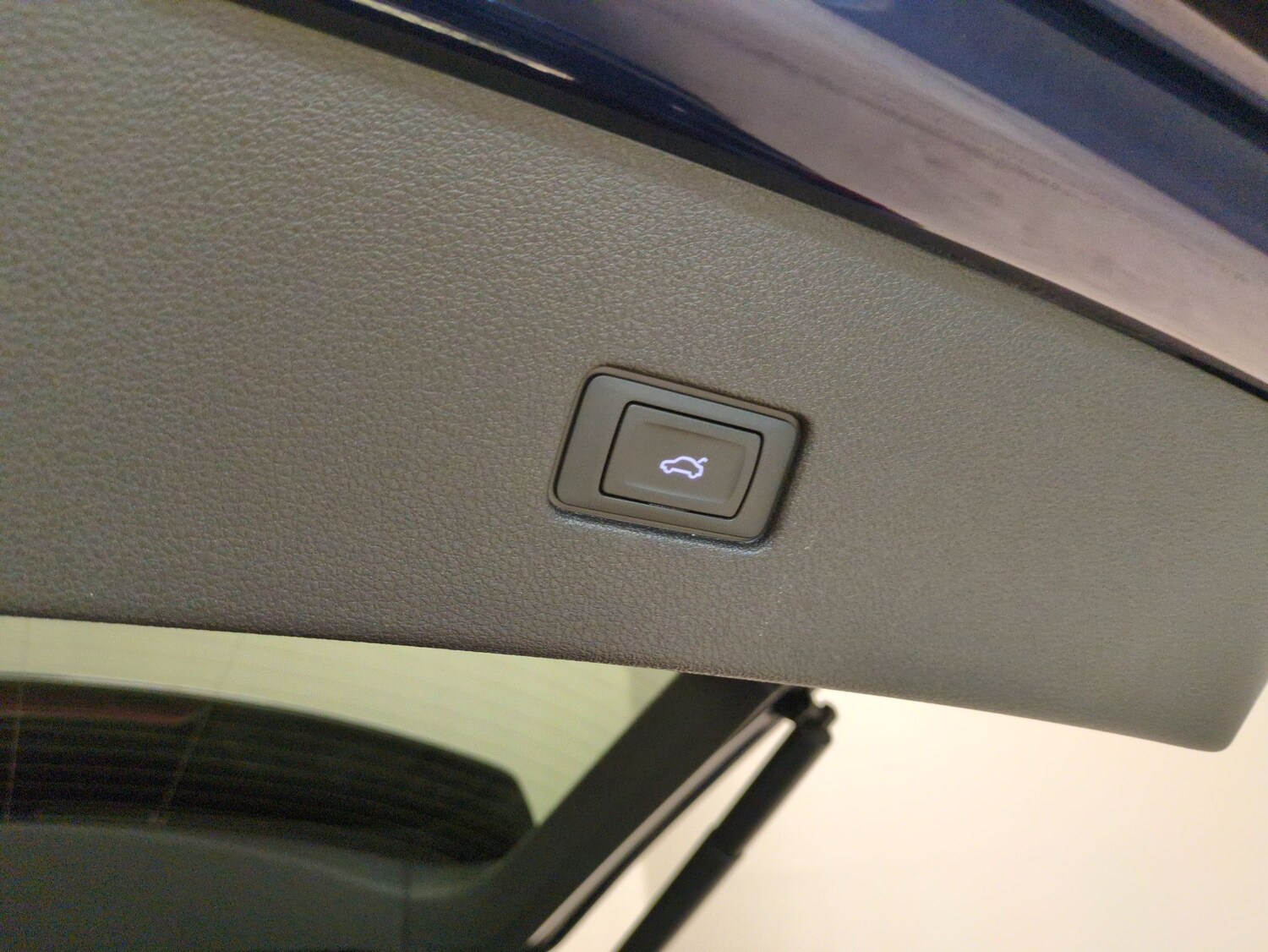 Used Audi Q8 2023 for sale - 78212312: Photo 24