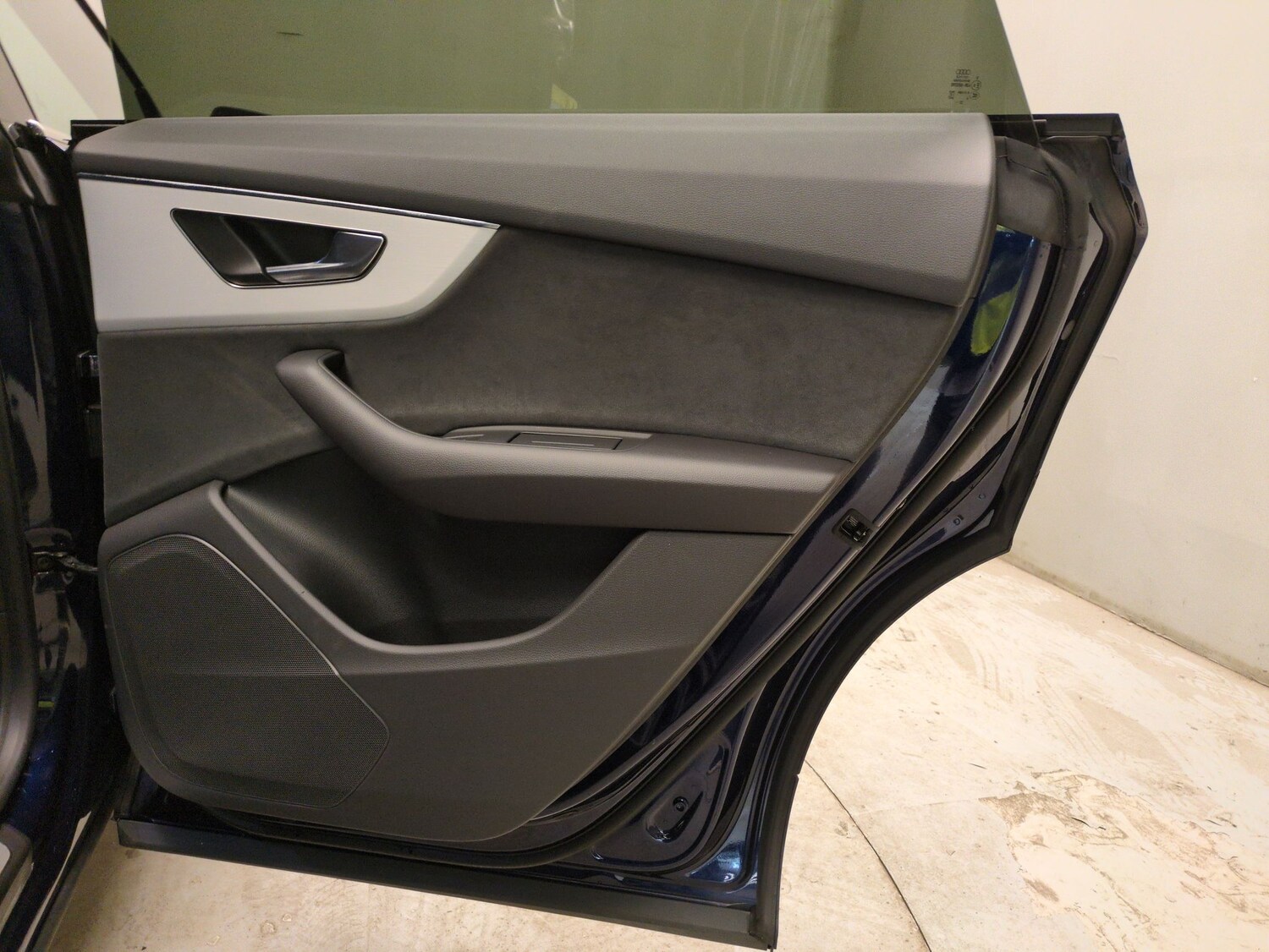 Used Audi Q8 2023 for sale - 78212312: Photo 34