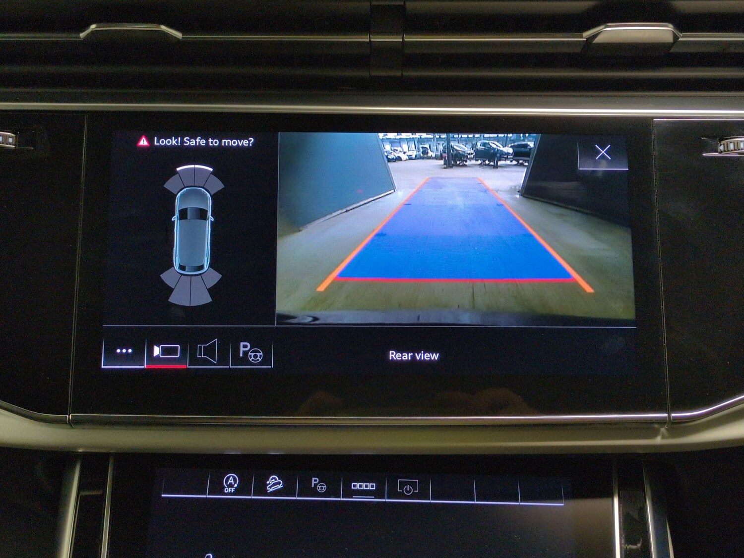 Used Audi Q8 2023 for sale - 78212312: Photo 6