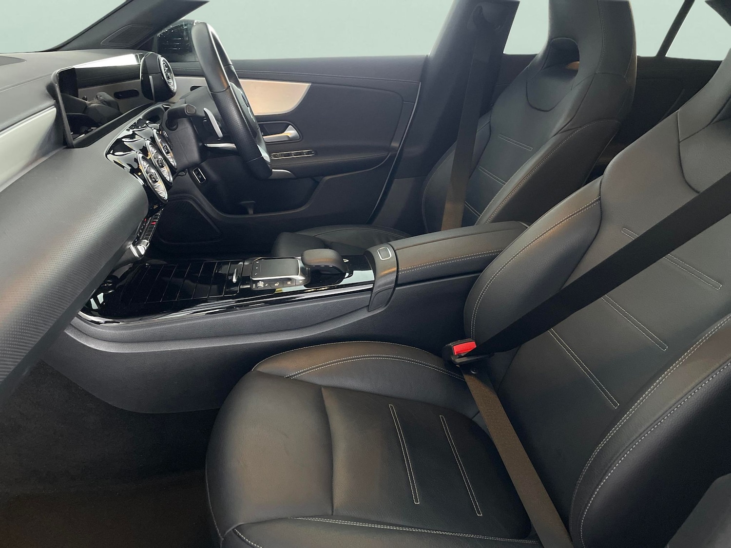 Used Mercedes-Benz CLA for sale - 77245988: Photo 4