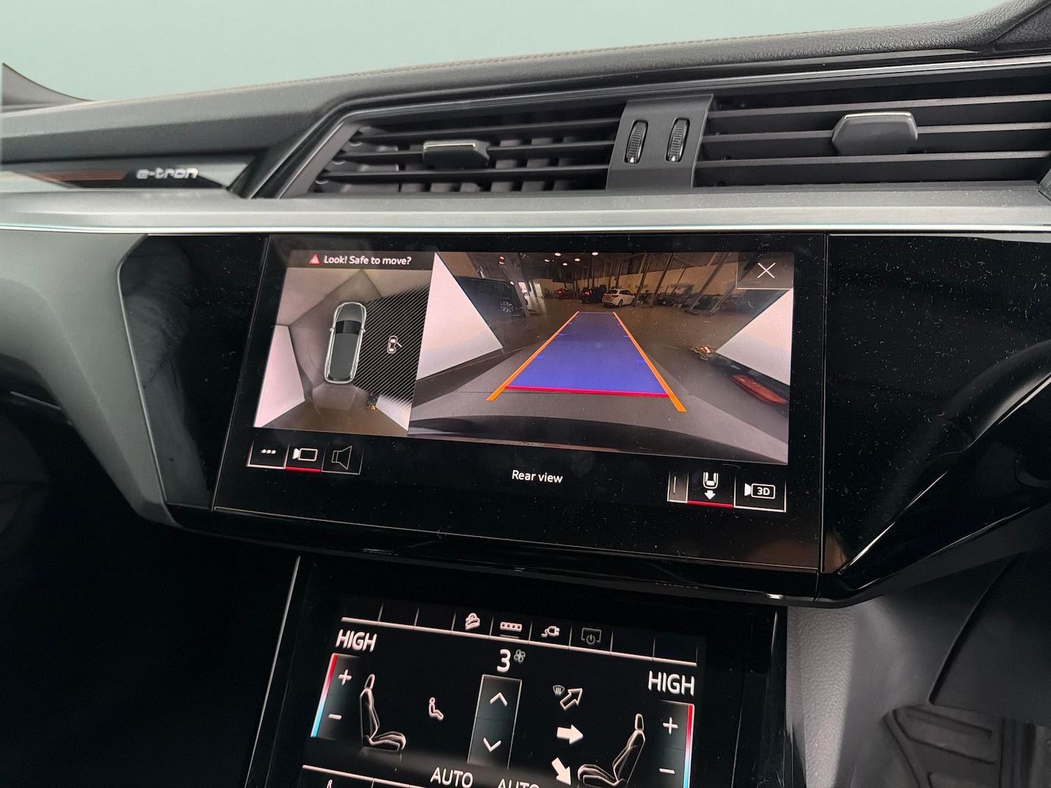 Used Audi e-tron 2021 for sale - 77071341: Photo 6