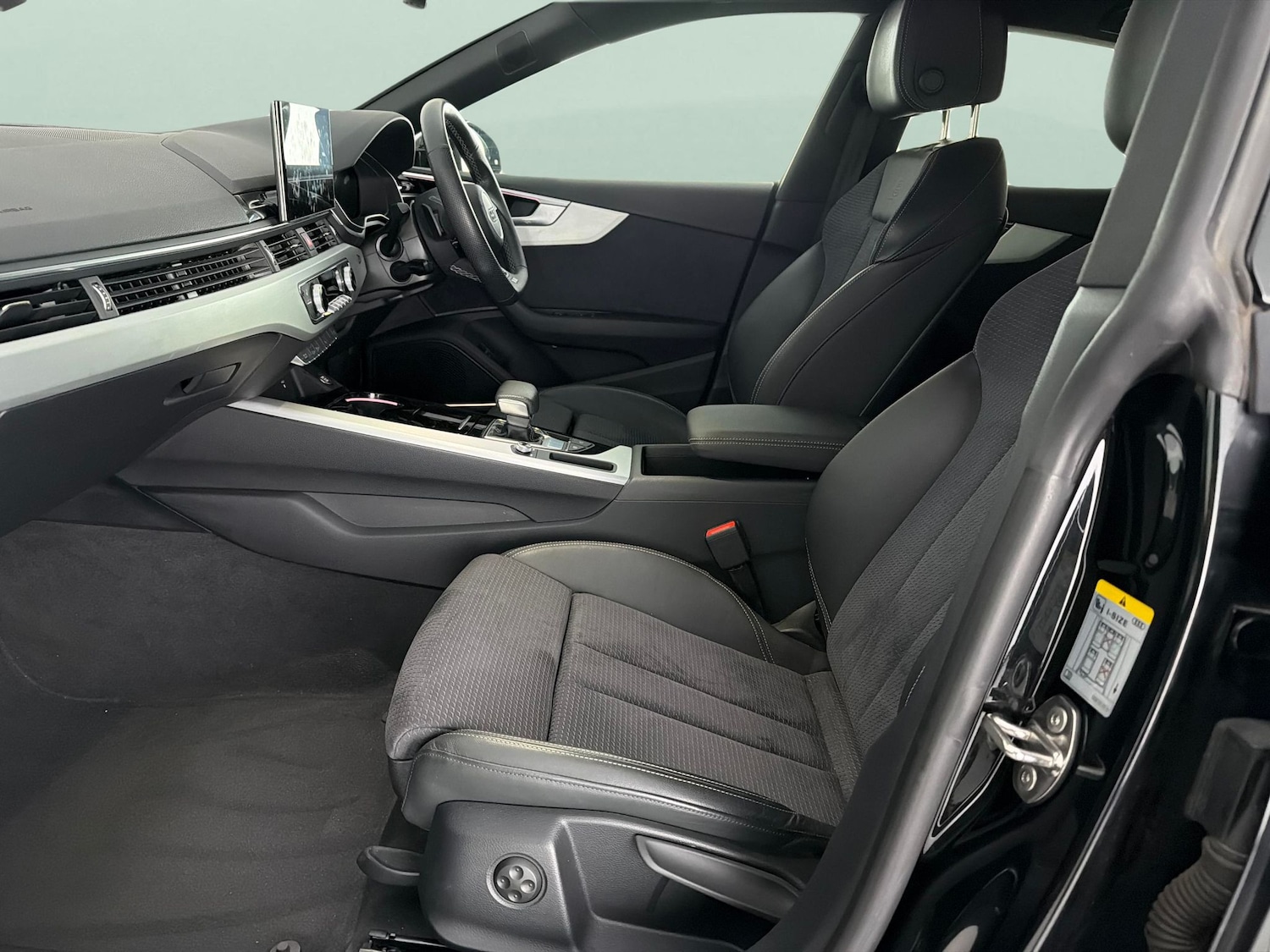 Used Audi A5 2022 for sale - 77138115: Photo 4