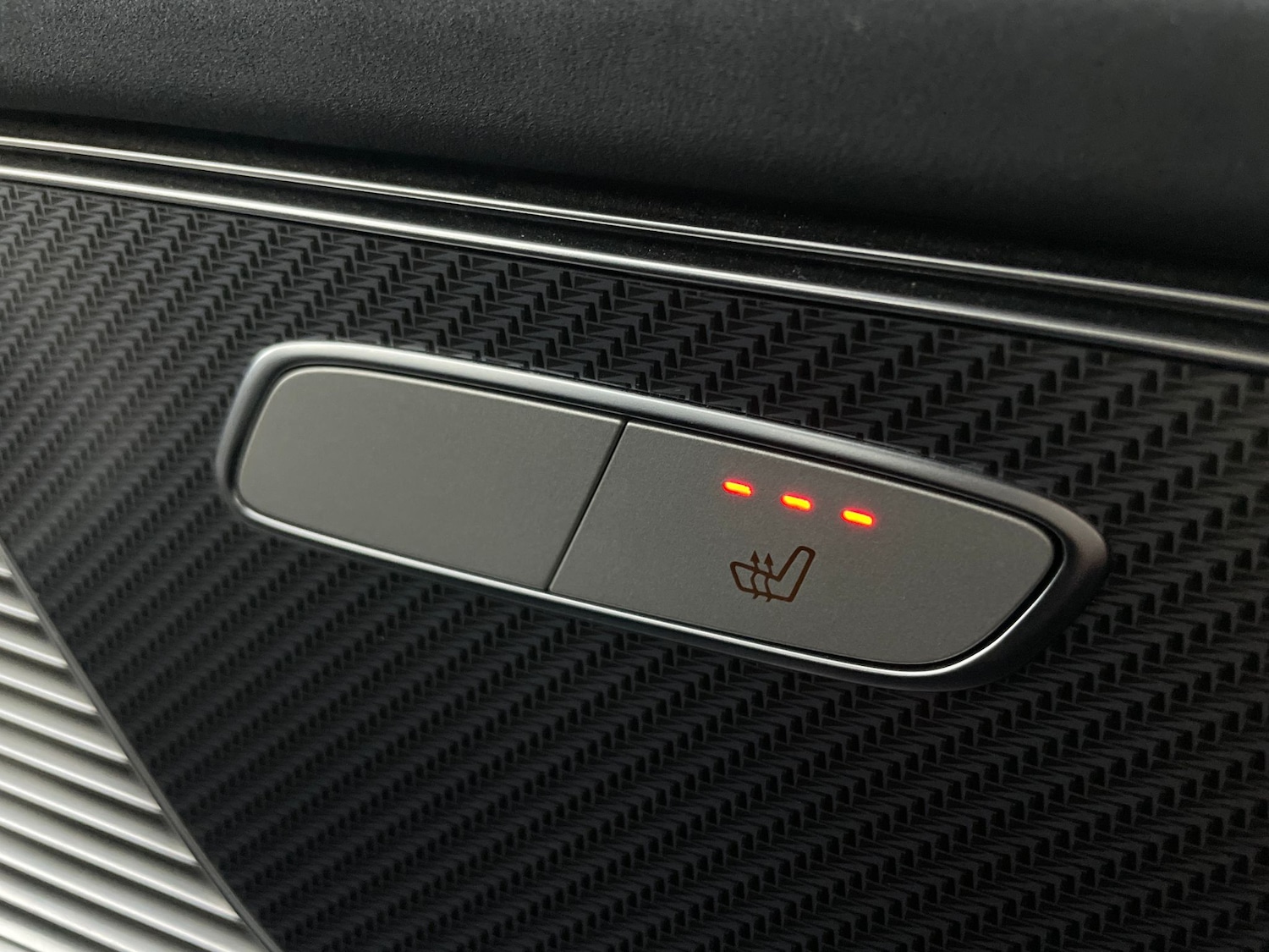 Used Mercedes-Benz EQC 2021 for sale - 77077690: Photo 24