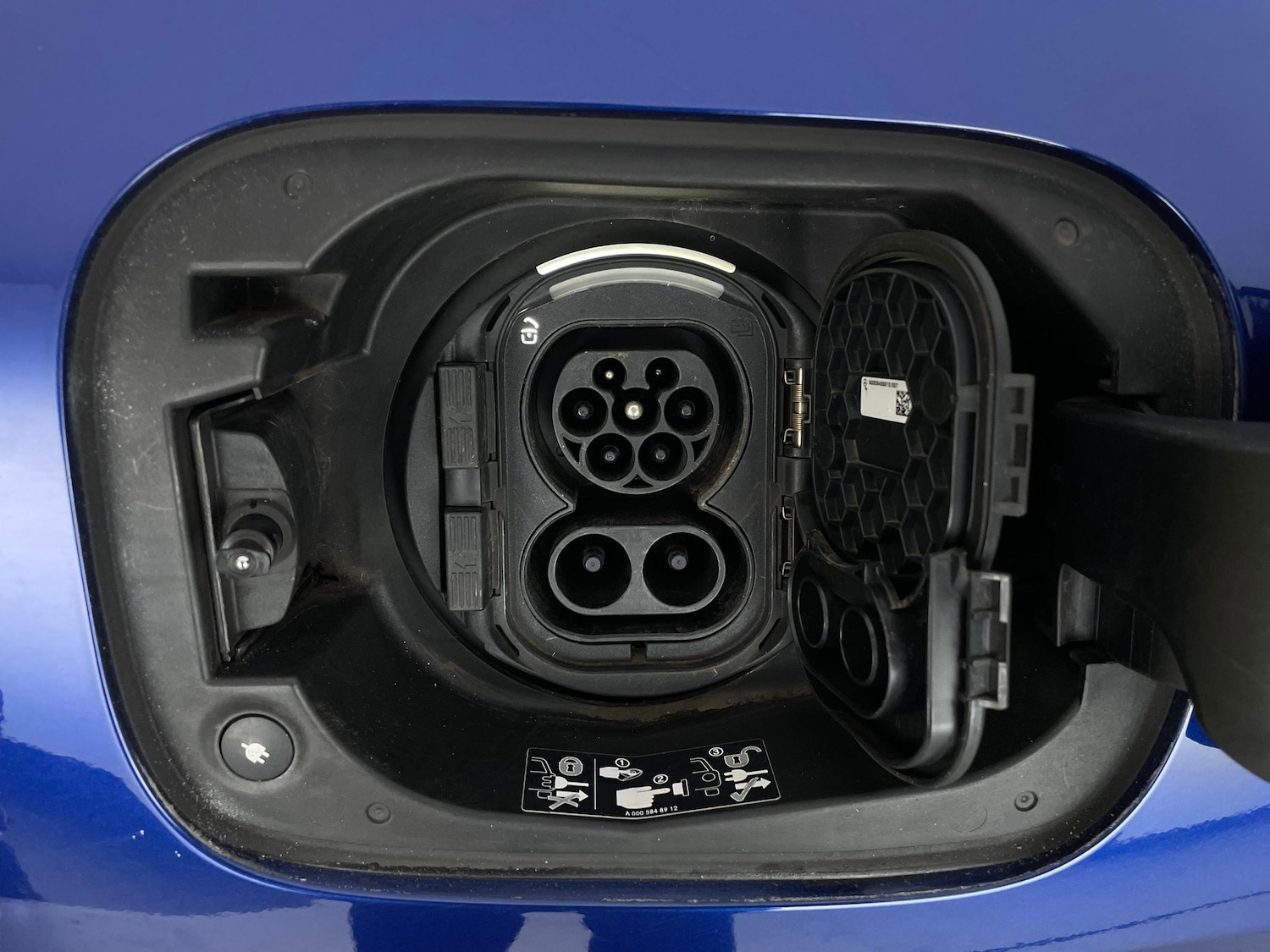 Used Mercedes-Benz EQC 2021 for sale - 77077690: Photo 38